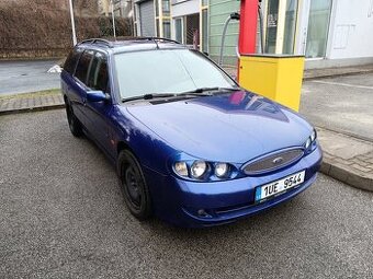 Ford Mondeo ST200