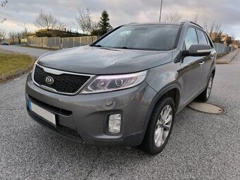 KIA SORENTO 2.2 CRDi 145kw, 4WD, r.v. 2014, DOBRÝ STAV