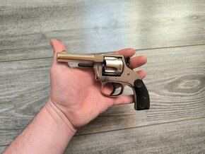 Historický revolver Hopkins & Allen XL .38sw