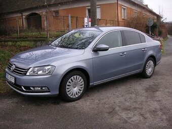 Volkswagen Passat B7 2.0 TDi - Serviska Highline