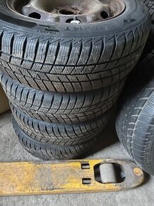 Zimní pneu 186/60r14 s disky 5x100 - 1