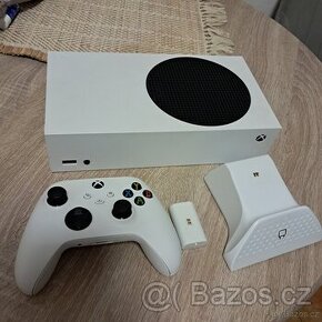 Zanovní Xbox Series S  512GB 2023 - 1