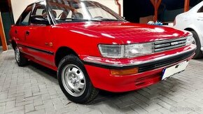 Jako nový  super kvalitní veterán Toyota Corolla E9 1.3 12V