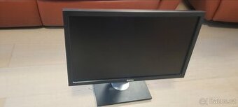 Monitor Dell P2211HT 22" palců full HD pěkný