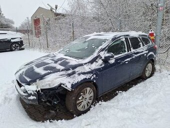 Prodám veškeré náhradní díly Ford Focus mk3 1.6 TDCi 85kw T1