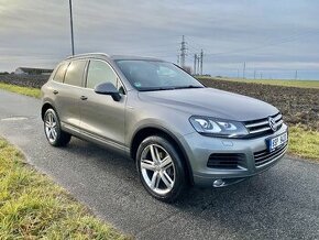 Volkswagen Touareg 3.0TDI BlueMotion, Edition X, serviska