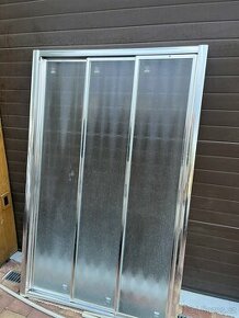 Sprchová zástěna / sprchové dveře do niky
