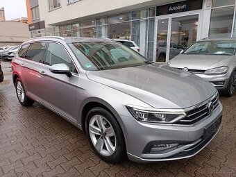 VW Passat B8 2.0TDI 110kW DSG Matrix Tažné ACC ERGO Keyless