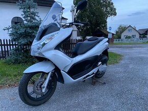 Honda pcx 125