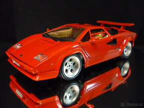 Lamborghini Countach červený Bburago 1/18 - 1