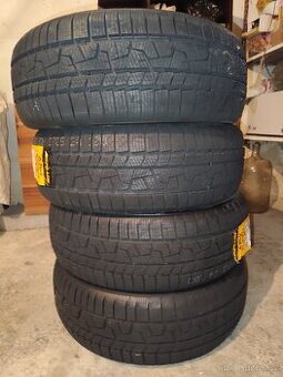 Sada zimních pneu 205/55 R17