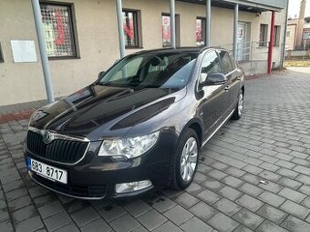 Škoda Superb ll, 1.8 benzín - 118KW, Servisní kniha.