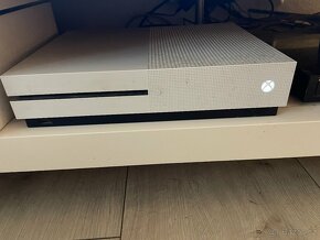 XBOX ONE 1TB