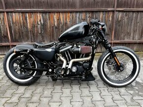 Harley Davidson Sportster Iron 883 Custom - 1