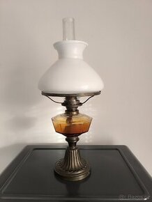 Starožitná petrolejová lampa, Made in Czechoslovakia