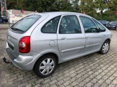 Citroën Xsara Picasso 1.8i 85 kW na náhradní díly - 1