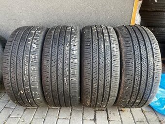 235/45r18