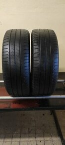 Letní pneu Michelin 195/55/16 1x4,5-5mm 1x4-4,5mm