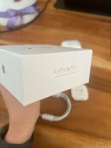 Sluchátka Apple Airpods Pro 2nd generation - asi neoriginál