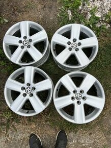 Alu kola/disky r16 Originál VW 5x100