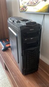 Herní Počítač- AMD FX 4100 3,60Ghz / RAM 8GB /GT 640 4GB