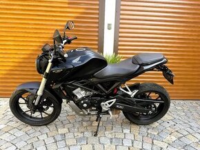 Honda CB 125R s ABS