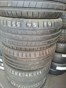 Pneu 255/45r19 Kumho