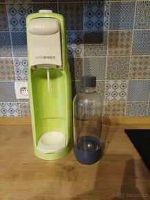 Sodastream s bombičkou i lahví