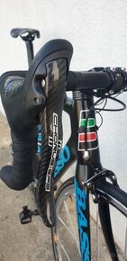 Silniční italské kolo Basso Astra / Campagnolo - elektrika