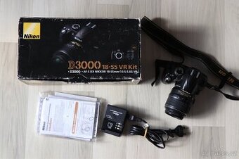 Zrcadlovka Nikon D3000 + objektiv 18-55mm a příslušenství - 1