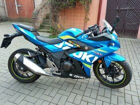 Suzuki  sportovní dvouválec GSX 250 R - 1