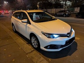 Toyota Auris kombi 1,6 automat, Rv 2018, naj.55tis.km