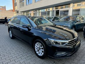 VW Passat B8 2.0 TDI 110kW DSG Tažné Webasto Matrix LED ACC