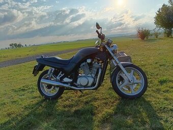 Suzuki VX 800