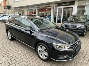 VW Passat B8 2.0TDI 110kW DSG 93tkm ACC Matrix LED Kamera