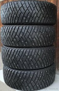 Good Year ultragrip ICE ARCTIC, 215/55R17. - 1