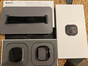 Apple Watch Ultra 2 49mm Černý titan (10/2024)