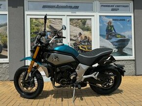 CFMOTO 700CL-X Adventure