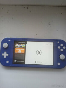 prodám konzoli Nintendo Switch Lite plně funkční a ve výborn - 1