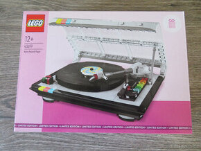 LEGO 40699 Gramofon (BALÍKOVNA 39 Kč do 30.11.)