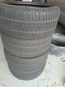 235/40 R19 zimní Pirelli Sotto Zero - 2x6,5 a 2x4