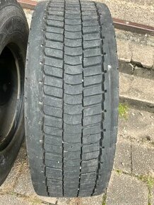 Pneu 315/70 R22,5 - 1