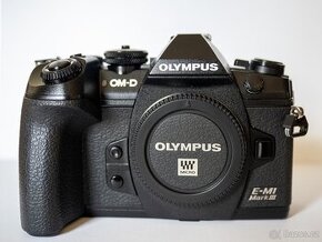 OLYMPUS OM-D E-M1 MarkIII