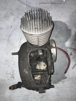 motor na ČZ 150