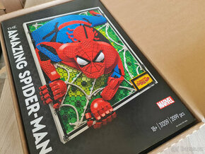 LEGO® ART 31209 The Amazing Spider-Man + box