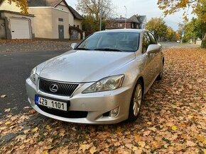 Lexus IS250