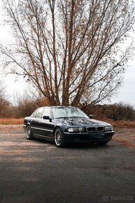 BMW e38 740i Automat 210kw V8