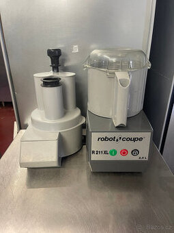 Robot kombinovaný - KROUHAČ/KUTR R211 XL