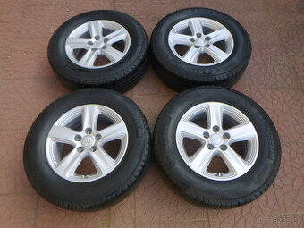 Celoroční alu sada originál Kia 5x114,3 6,5Jx16 ET36 - TPMS