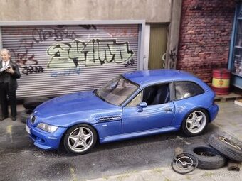 BMW Z4 1:18 UT Models